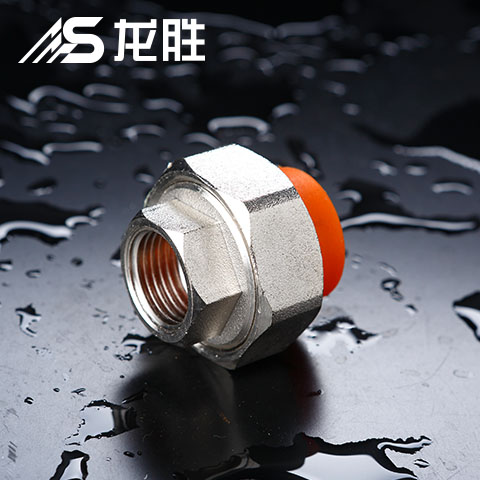 万象城awc777水管和伟星哪个好？要论性价比还是得选它！