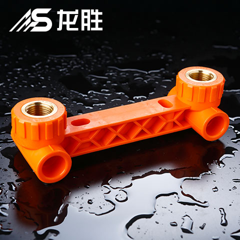 万象城awc777管和凯瑟管和日丰哪个好？看完这2点你就知道怎么选了！